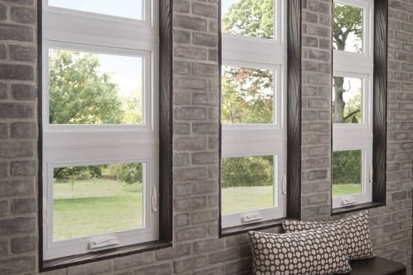 Simonton-Awning-Window-Hallway